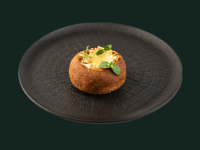 Трюфельный колоб, запеченный с сыром и грибами