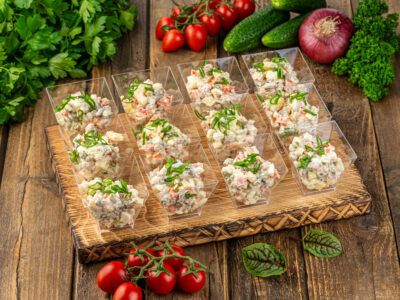 Оливье с подкопчённой утиной грудкой магре
